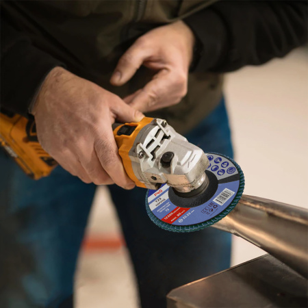 Круг шлифовальный лепестковый МЕГЕОН 61008 купить по низкой цене | МАКСПРОФИТ